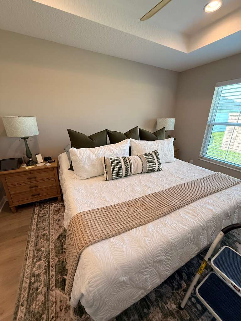 Sparkling bathroom cleaning Clermont FL